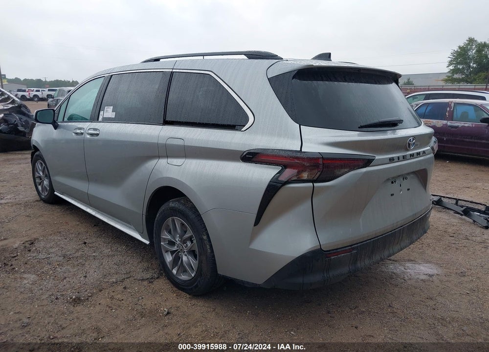 2024 TOYOTA SIENNA XLE VIN: 5TDYRKEC0RS205478