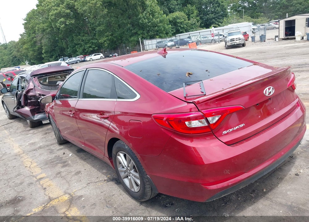 2015 HYUNDAI SONATA SE VIN: 5NPE24AF7FH180311