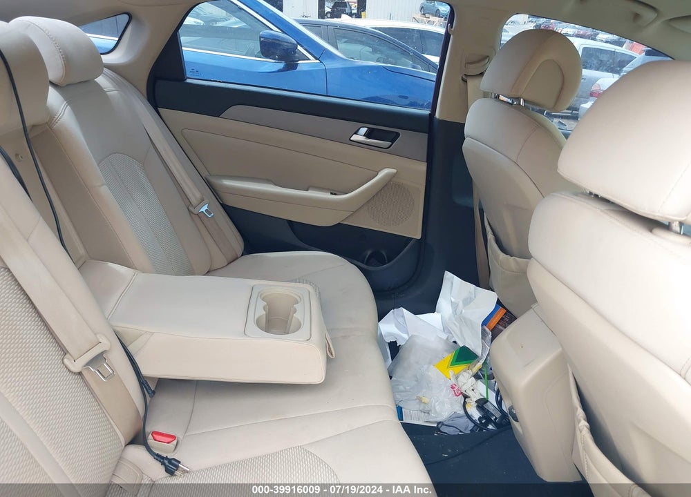 2015 HYUNDAI SONATA SE VIN: 5NPE24AF7FH180311