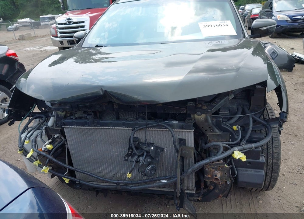 2015 NISSAN ROGUE S VIN: 5N1AT2MV1FC843947