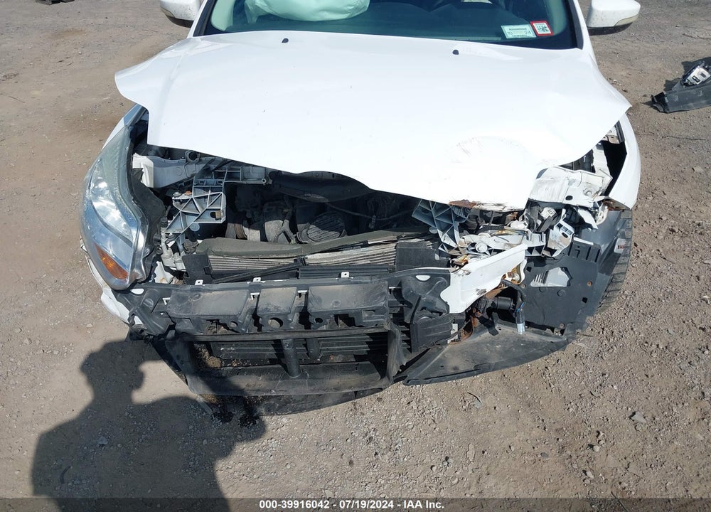2013 FORD FOCUS SE VIN: 1FADP3F20DL258441