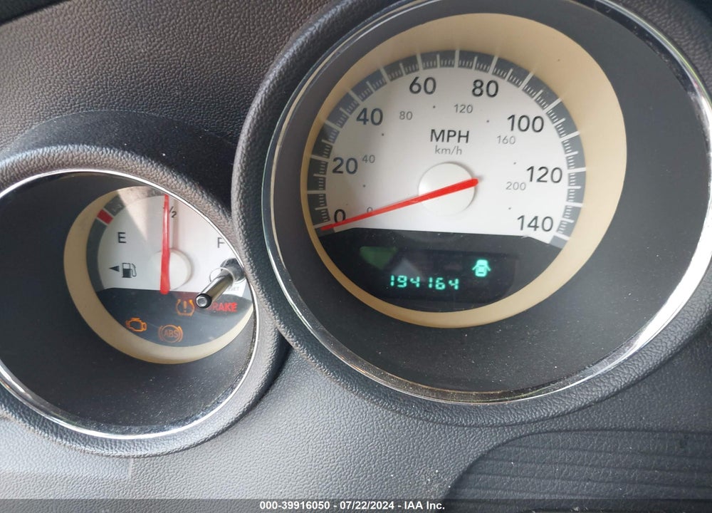2008 DODGE CHARGER VIN: 2B3LA43GX8H182227