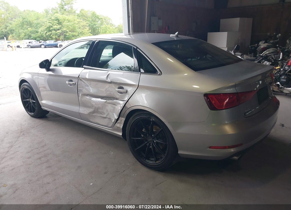 2015 AUDI A3 2.0T PREMIUM VIN: WAUBFGFF3F1129295