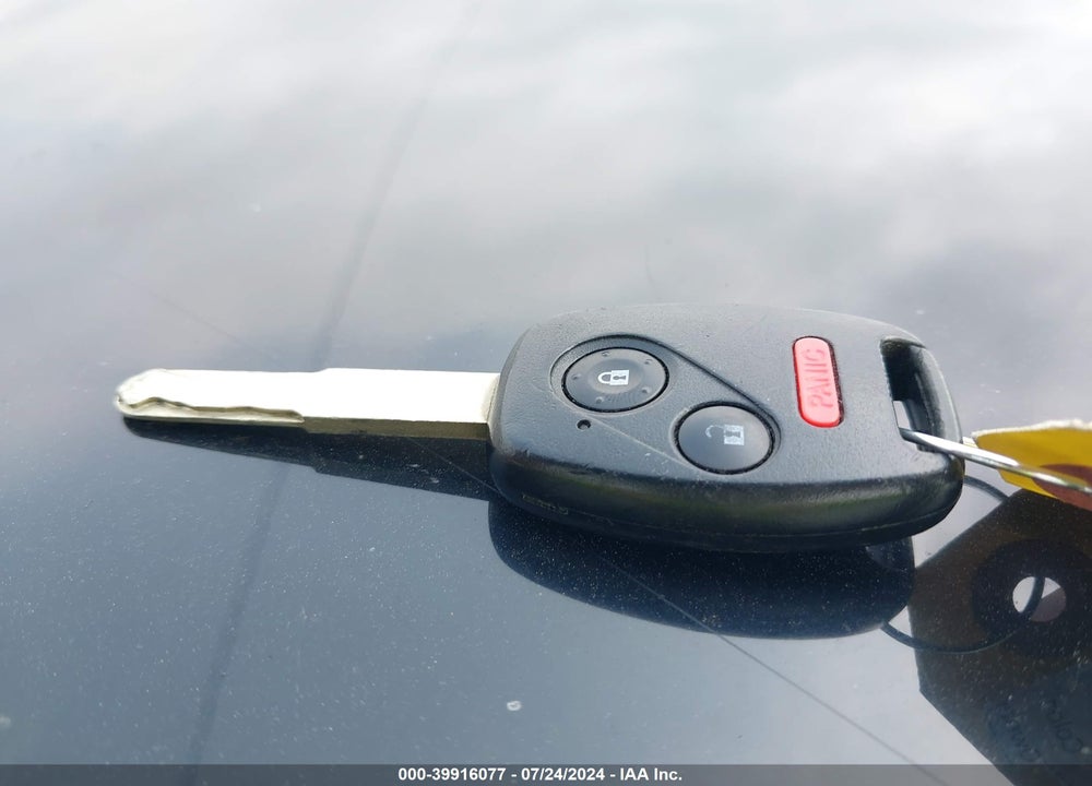 2008 HONDA CIVIC SDN LX VIN: 1HGFA16518L075396