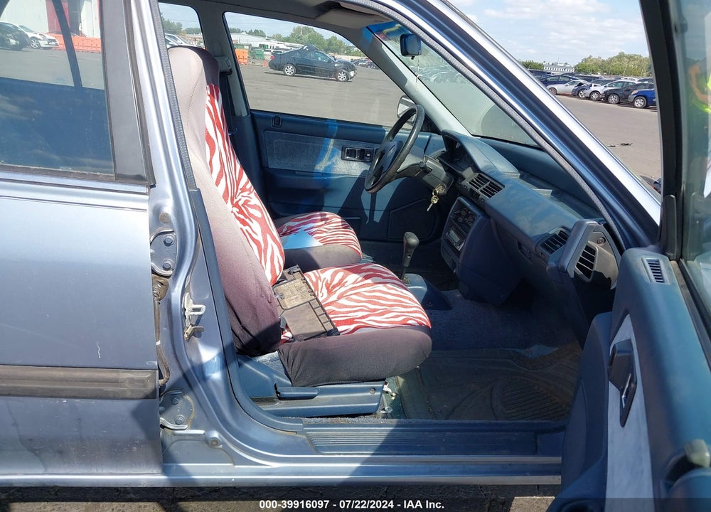 1988 HONDA CIVIC LX VIN: 1HGED3658JA075766