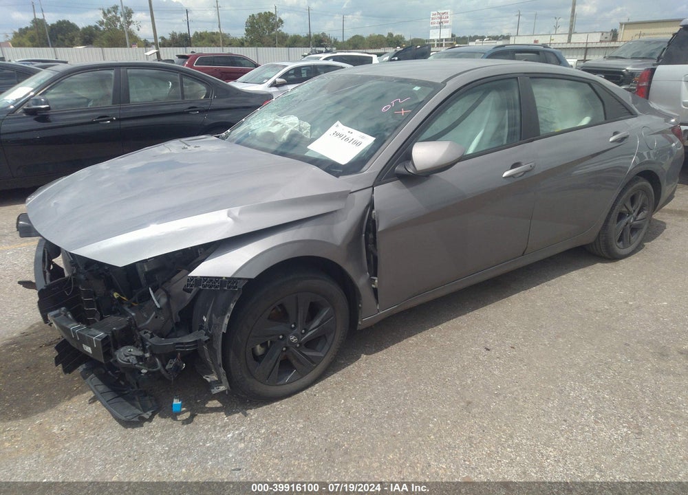 2021 HYUNDAI ELANTRA SEL VIN: KMHLS4AG4MU123692