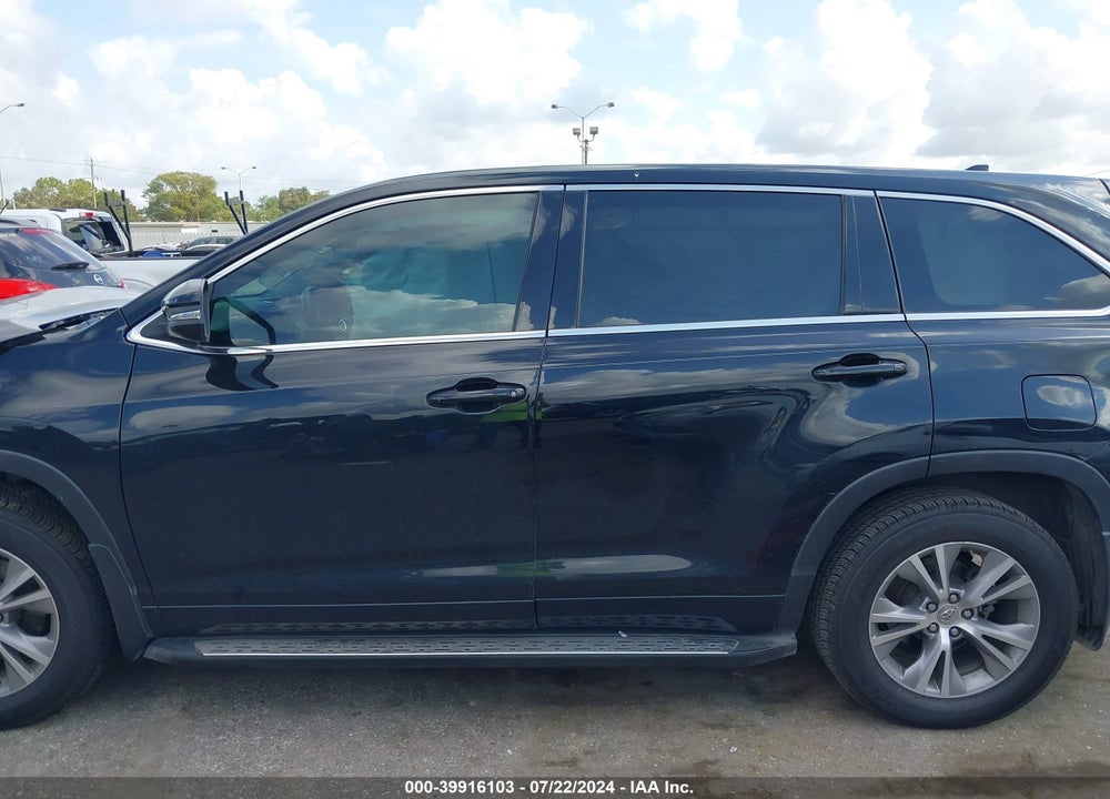2015 TOYOTA HIGHLANDER LE PLUS V6 VIN: 5TDZKRFH2FS093497