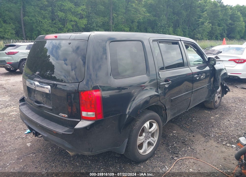 2014 HONDA PILOT EX VIN: 5FNYF4H4XEB031720