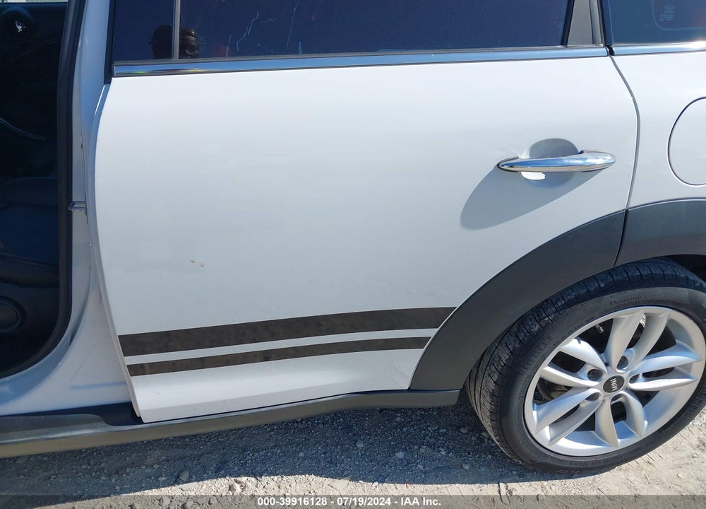 2014 MINI COUNTRYMAN COOPER S VIN: WMWZC5C59EWP39825