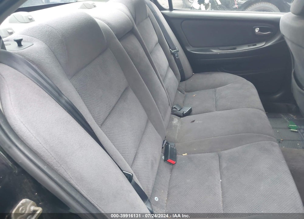 2002 NISSAN MAXIMA SE VIN: JN1DA31D52T420231