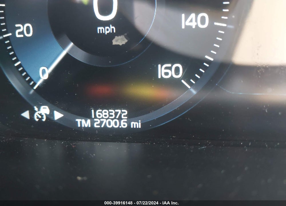 2016 VOLVO XC90 T6 MOMENTUM VIN: YV4A22PK1G1058444