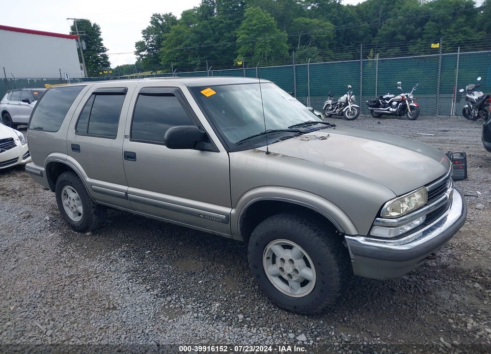 1999 CHEVROLET BLAZER LS VIN: 1GNDT13W7X2193316