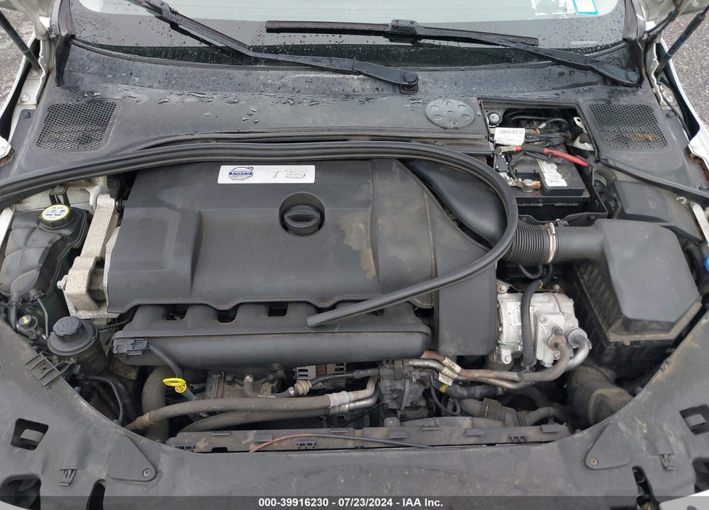 2011 VOLVO S60 T6 VIN: YV1902FHXB2014845
