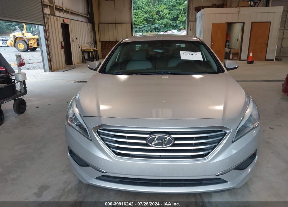 2016 HYUNDAI SONATA SE VIN: 5NPE24AF7GH372281