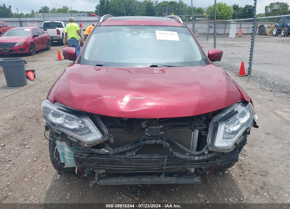 2018 NISSAN ROGUE SL VIN: 5N1AT2MT5JC806598