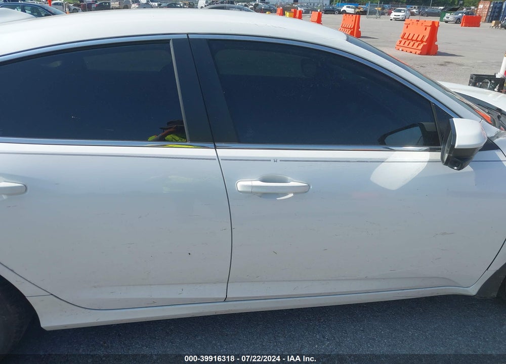 2019 HONDA INSIGHT EX VIN: 19XZE4F5XKE012525