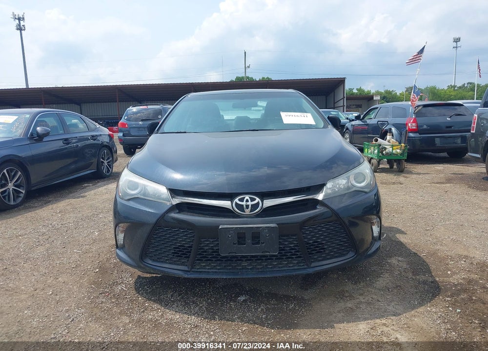 2015 TOYOTA CAMRY SE VIN: 4T1BF1FK4FU926906