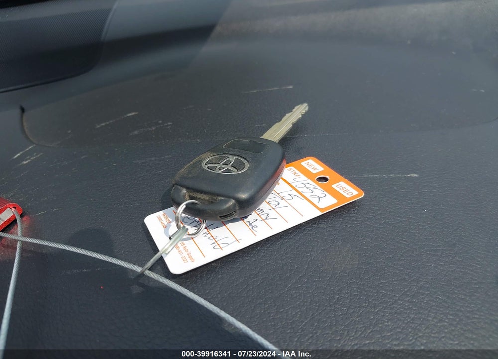 2015 TOYOTA CAMRY SE VIN: 4T1BF1FK4FU926906
