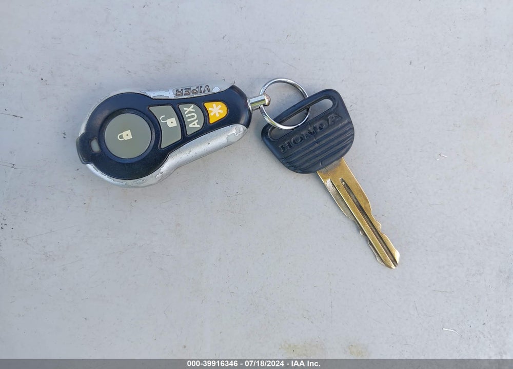 1997 HONDA CIVIC LX VIN: 1HGEJ6676VL020495