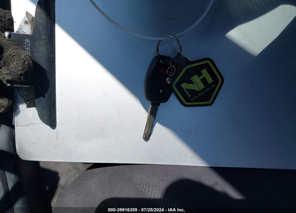 2011 HONDA FIT SPORT VIN: JHMGE8H56BS005157