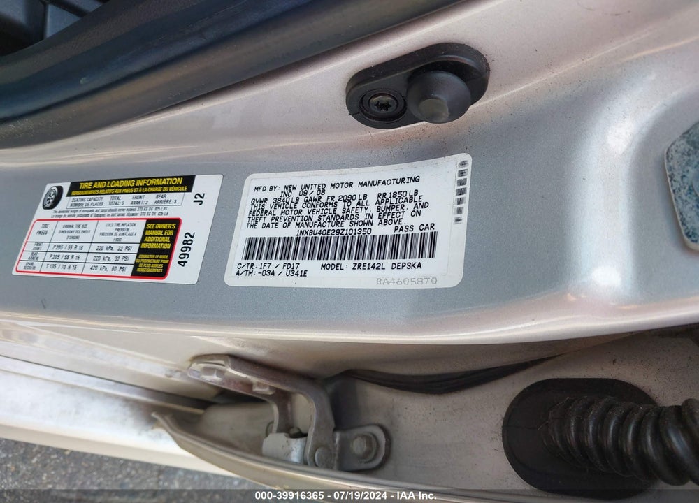 2009 TOYOTA COROLLA S VIN: 1NXBU40E29Z101350