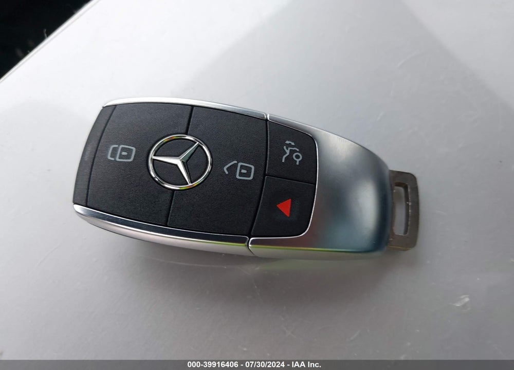 2024 MERCEDES-BENZ GLS 580 4MATIC VIN: 4JGFF8FE1RB196912