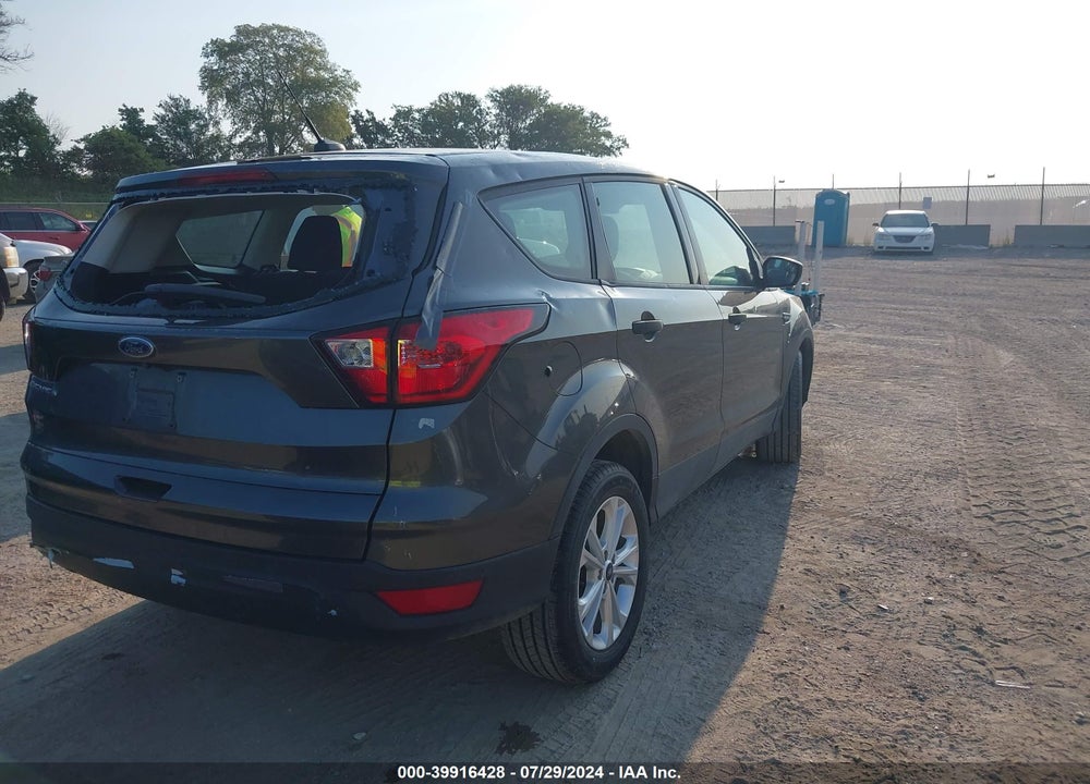 2019 FORD ESCAPE S VIN: 1FMCU0F70KUB59937