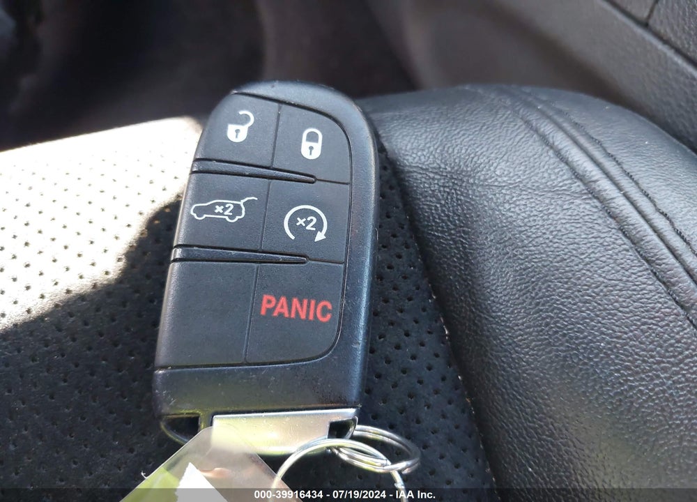 2015 JEEP GRAND CHEROKEE ALTITUDE VIN: 1C4RJFAG6FC604212