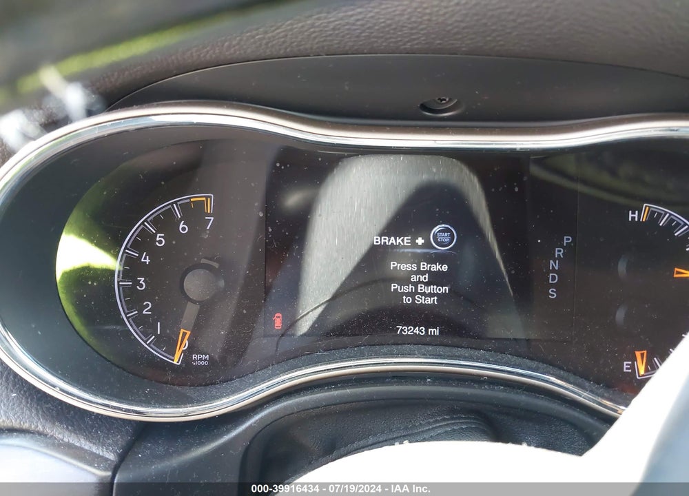 2015 JEEP GRAND CHEROKEE ALTITUDE VIN: 1C4RJFAG6FC604212