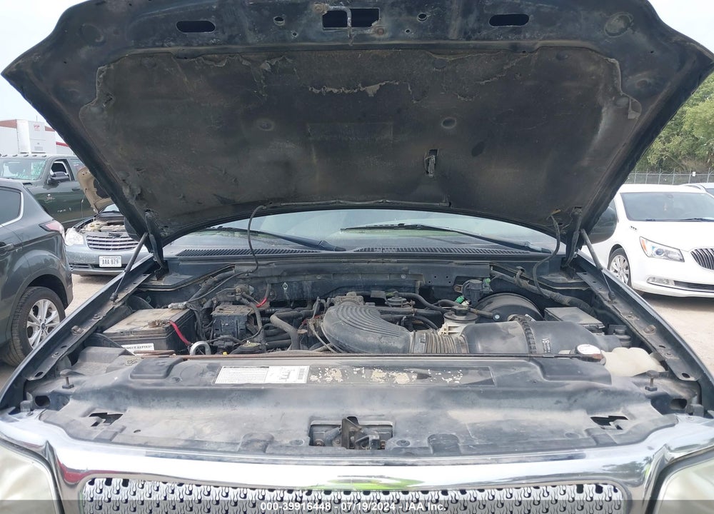2000 FORD EXPEDITION EDDIE BAUER VIN: 1FMPU18L3YLA34656