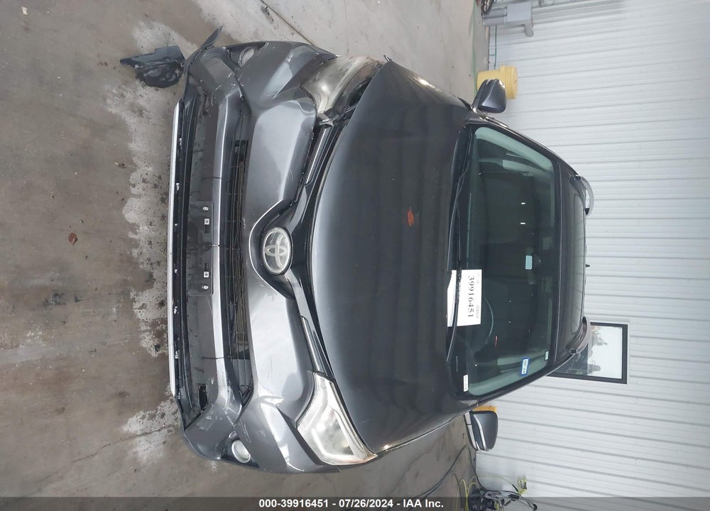 2017 TOYOTA RAV4 XLE VIN: JTMWFREV4HD106649