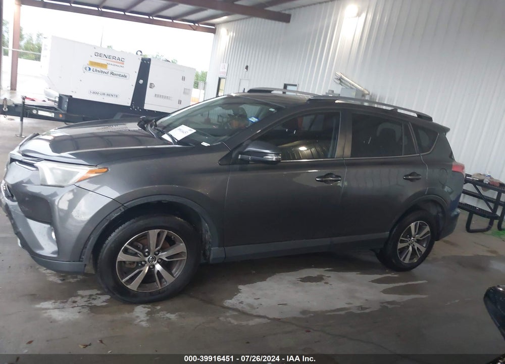 2017 TOYOTA RAV4 XLE VIN: JTMWFREV4HD106649