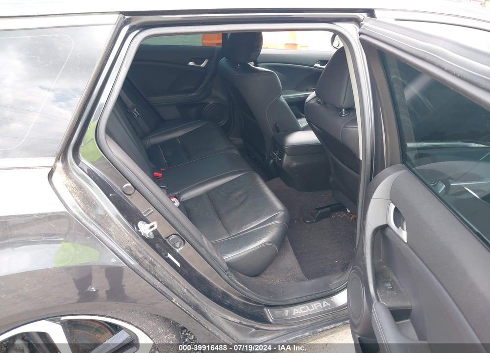 2011 ACURA TSX 2.4 VIN: JH4CW2H67BC000173