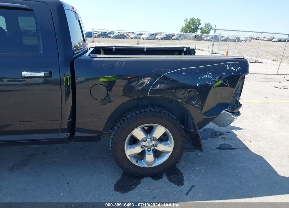 2016 RAM 1500 BIG HORN VIN: 3C6RR7LT7GG250327