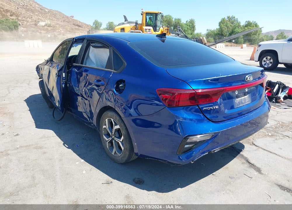 2020 KIA FORTE LXS VIN: 3KPF24AD1LE175639