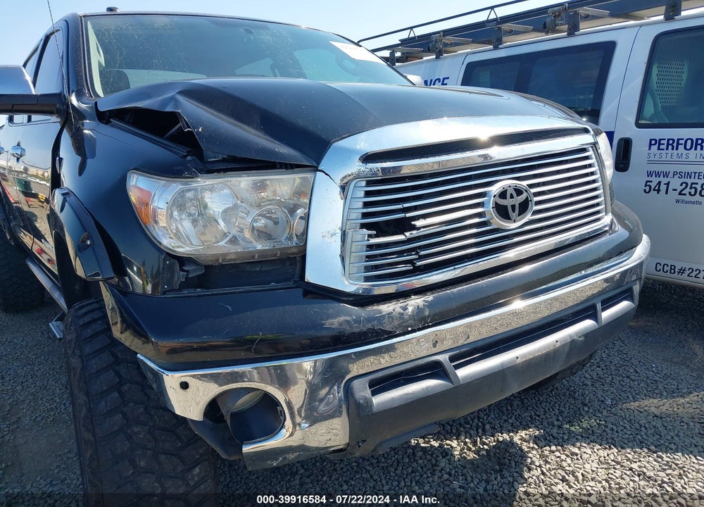 2011 TOYOTA TUNDRA LIMITED 5.7L V8 VIN: 5TFHY5F18BX175826