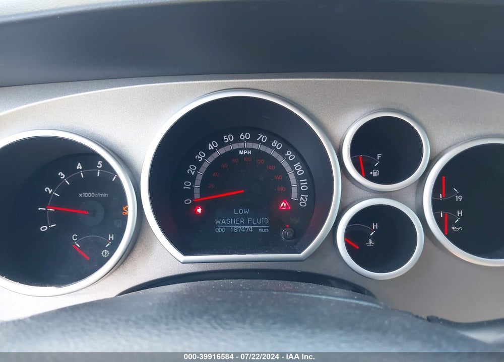 2011 TOYOTA TUNDRA LIMITED 5.7L V8 VIN: 5TFHY5F18BX175826