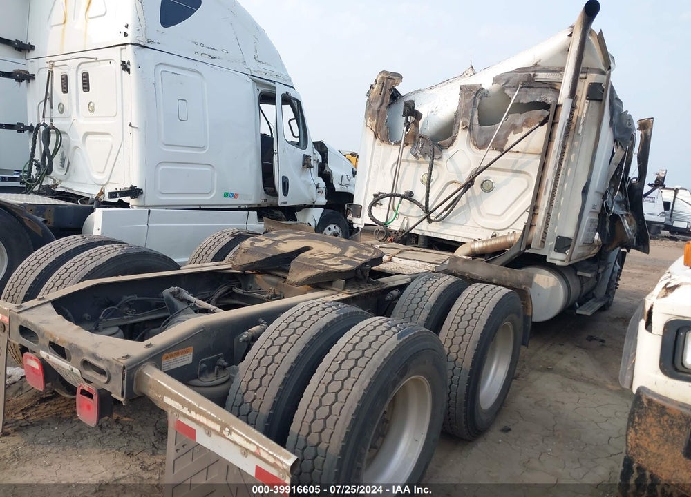 2010 FREIGHTLINER CASCADIA 125 VIN: 1FUJGLCK1ALAN7379