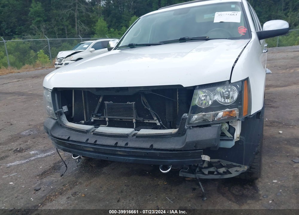 2013 CHEVROLET TAHOE LT VIN: 1GNSCBE02DR222696