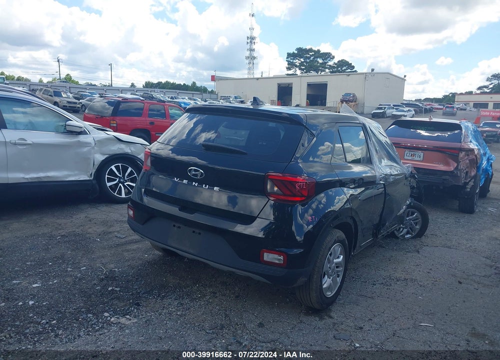 2022 HYUNDAI VENUE SE VIN: KMHRB8A33NU180580