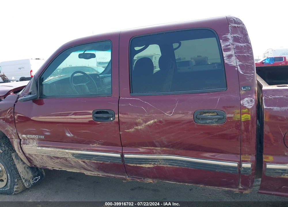 2002 CHEVROLET SILVERADO 2500HD LS VIN: 1GCHK23UX2F194737