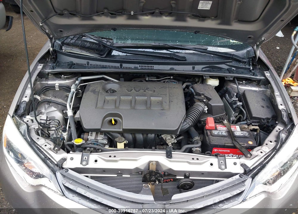 2015 TOYOTA COROLLA LE VIN: 2T1BURHE0FC318121