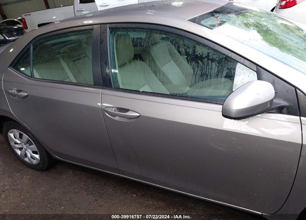 2015 TOYOTA COROLLA LE VIN: 2T1BURHE0FC318121