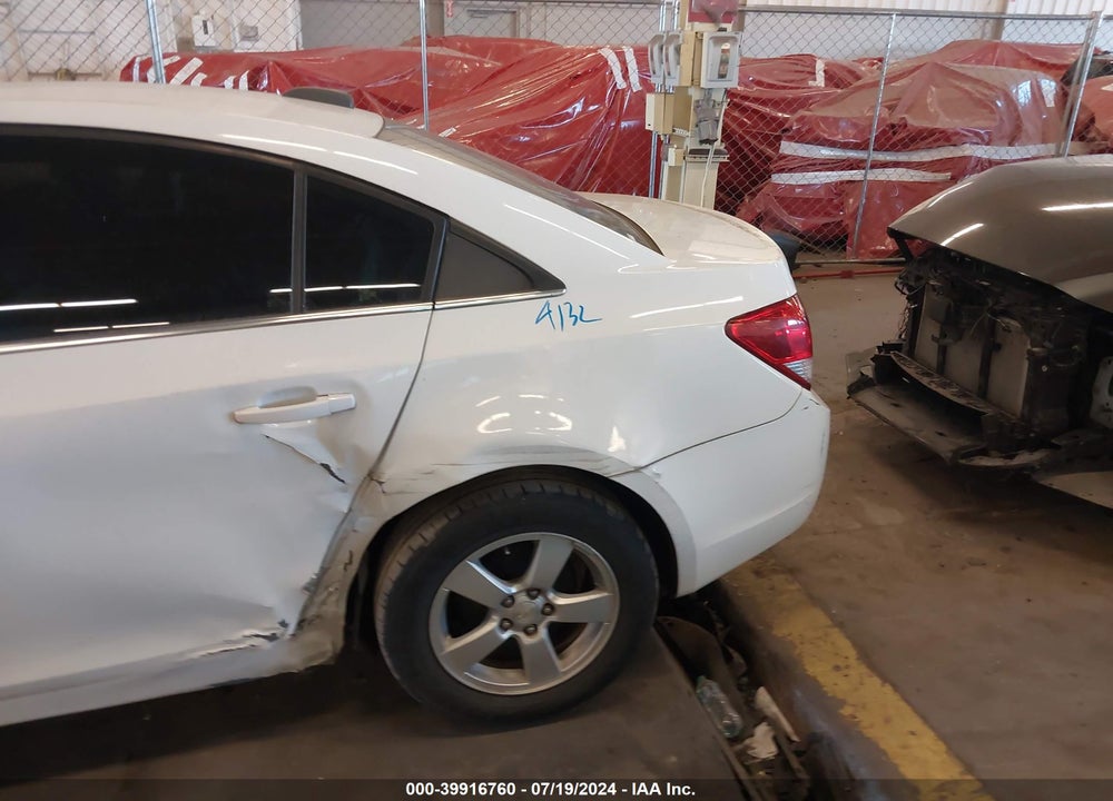 2015 CHEVROLET CRUZE 1LT AUTO VIN: 1G1PC5SB4F7106591