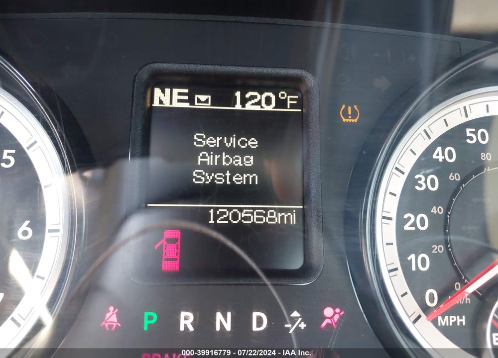 2015 RAM 1500 EXPRESS VIN: 3C6JR6AG9FG668528