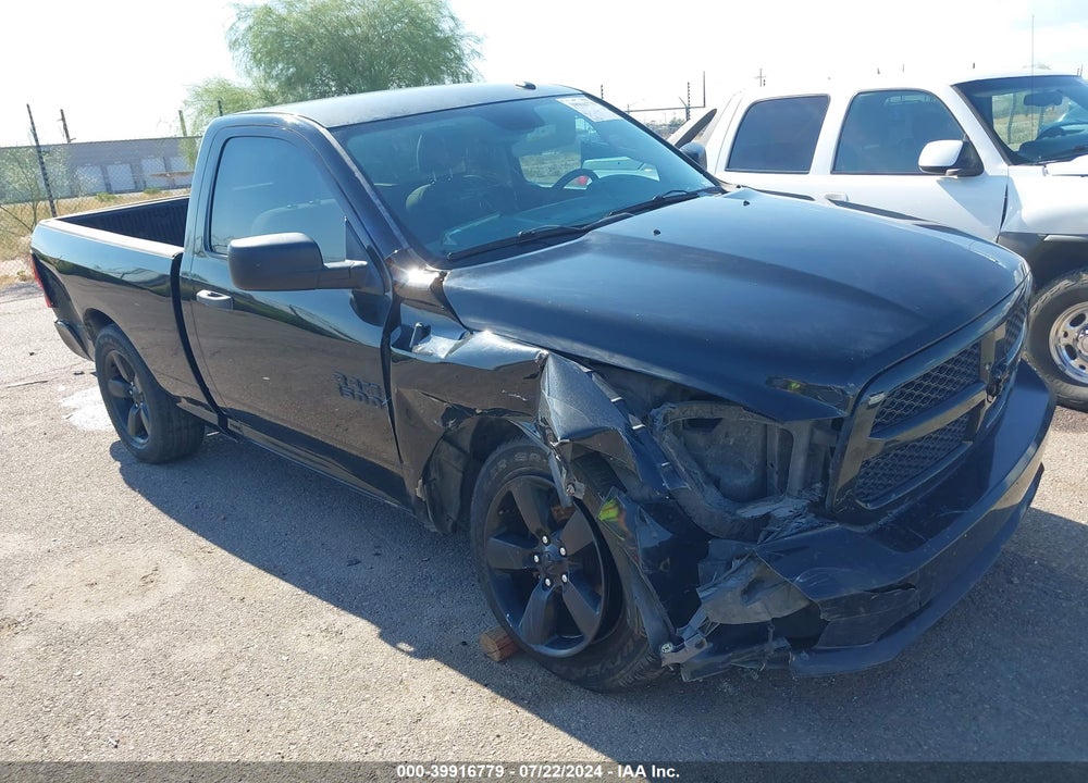 2015 RAM 1500 EXPRESS VIN: 3C6JR6AG9FG668528