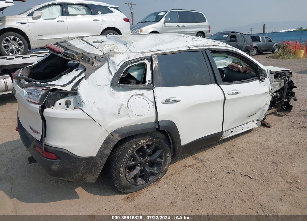 2016 JEEP CHEROKEE VIN: 1C4PJMBS2GW208910