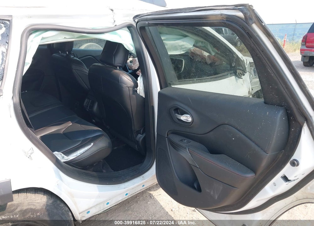 2016 JEEP CHEROKEE VIN: 1C4PJMBS2GW208910