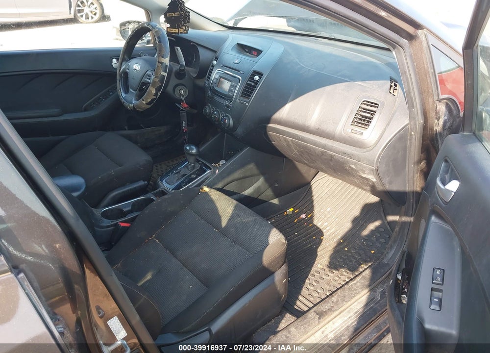 2017 KIA FORTE LX VIN: 3KPFK4A72HE066365