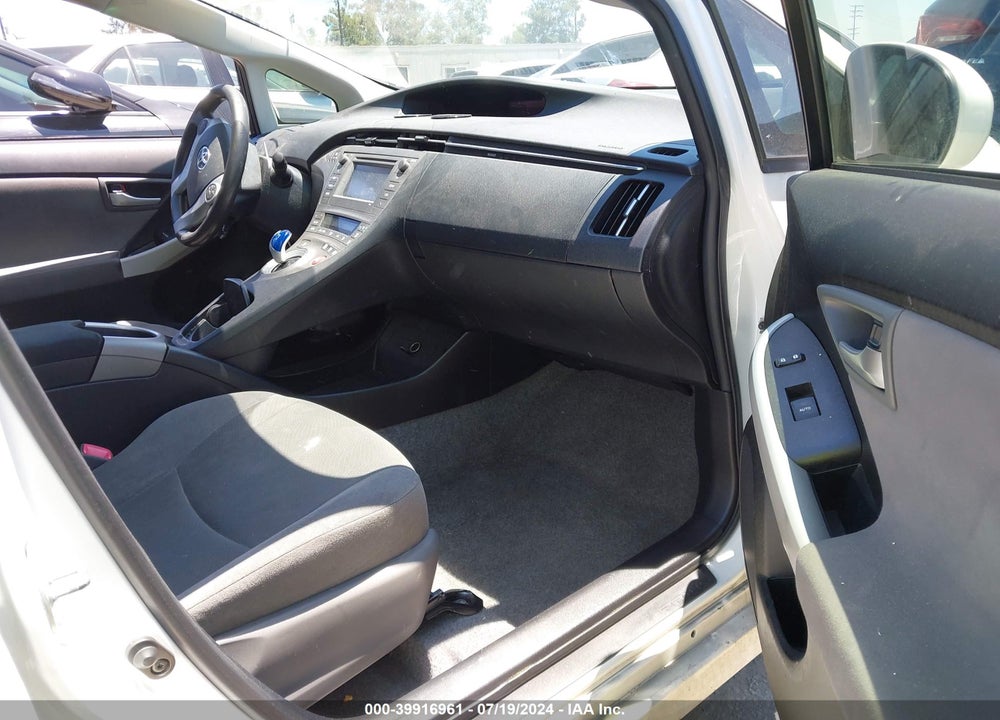 2013 TOYOTA PRIUS FIVE/FOUR/THREE/THREE SE/TWO VIN: JTDKN3DU5D5538114